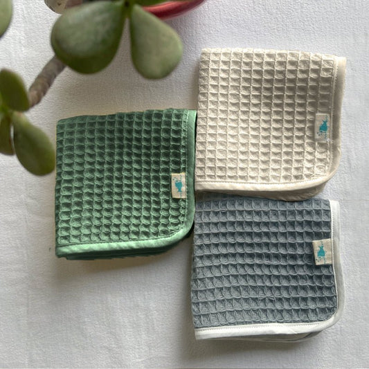 Essential Bag - Organic Handwoven Waffle Wash Cloth Set