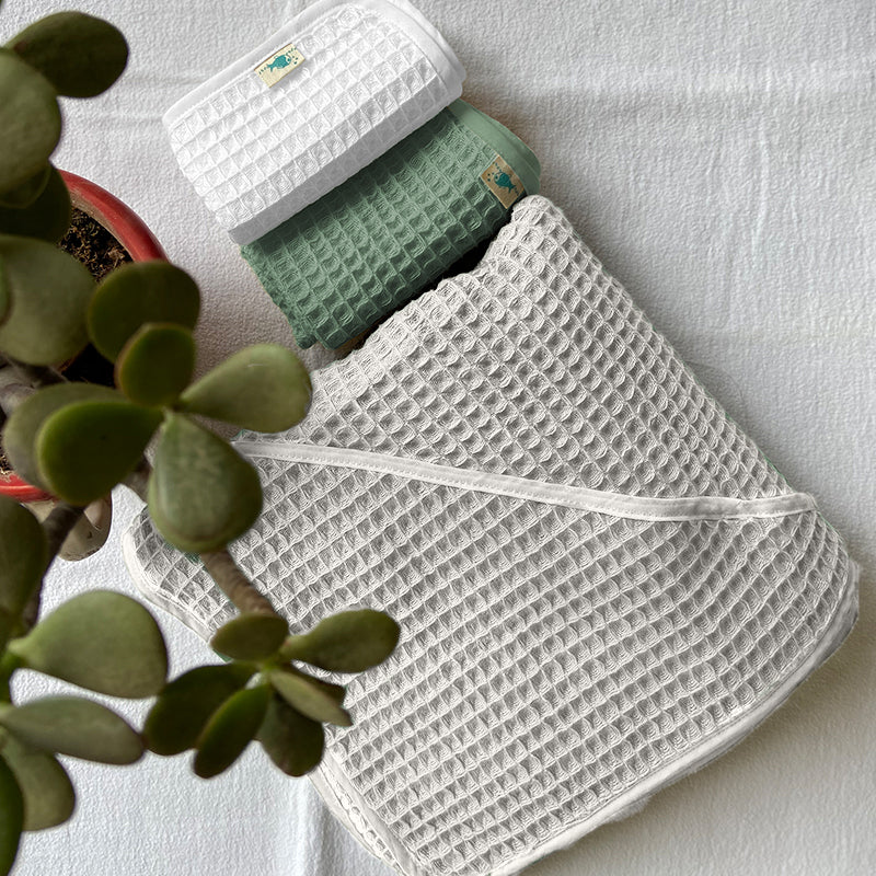 Essential Bag - Organic Handwoven Ivory Waffle Hooded Towel Set