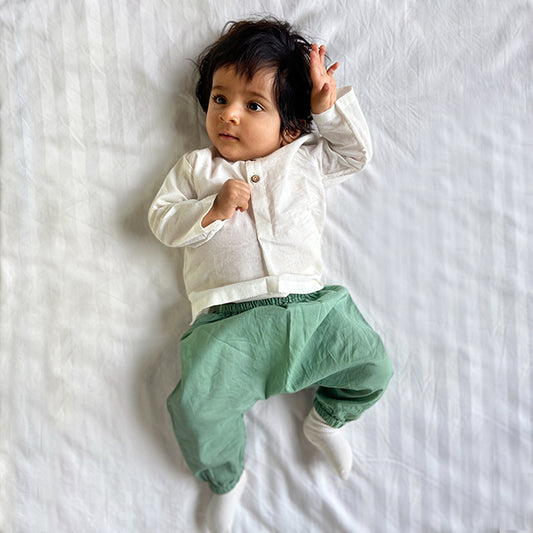 Apparel, Baby clothing, Infantwear, Newborn clothing. Organic Baby Clothing, Newborn Gift Set, sustainable baby, conscious clothing, baby kurta pajamas, baby angrakha, whitewater kids, newborn baby clothes,