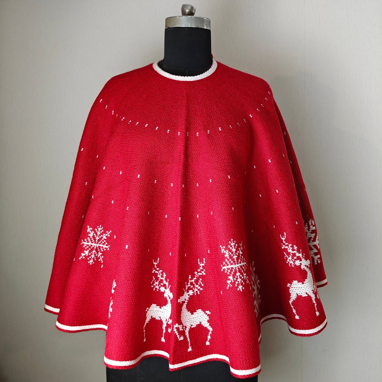 50" Tree Skirt-to-Cape- Snowy Scandinavian Knit