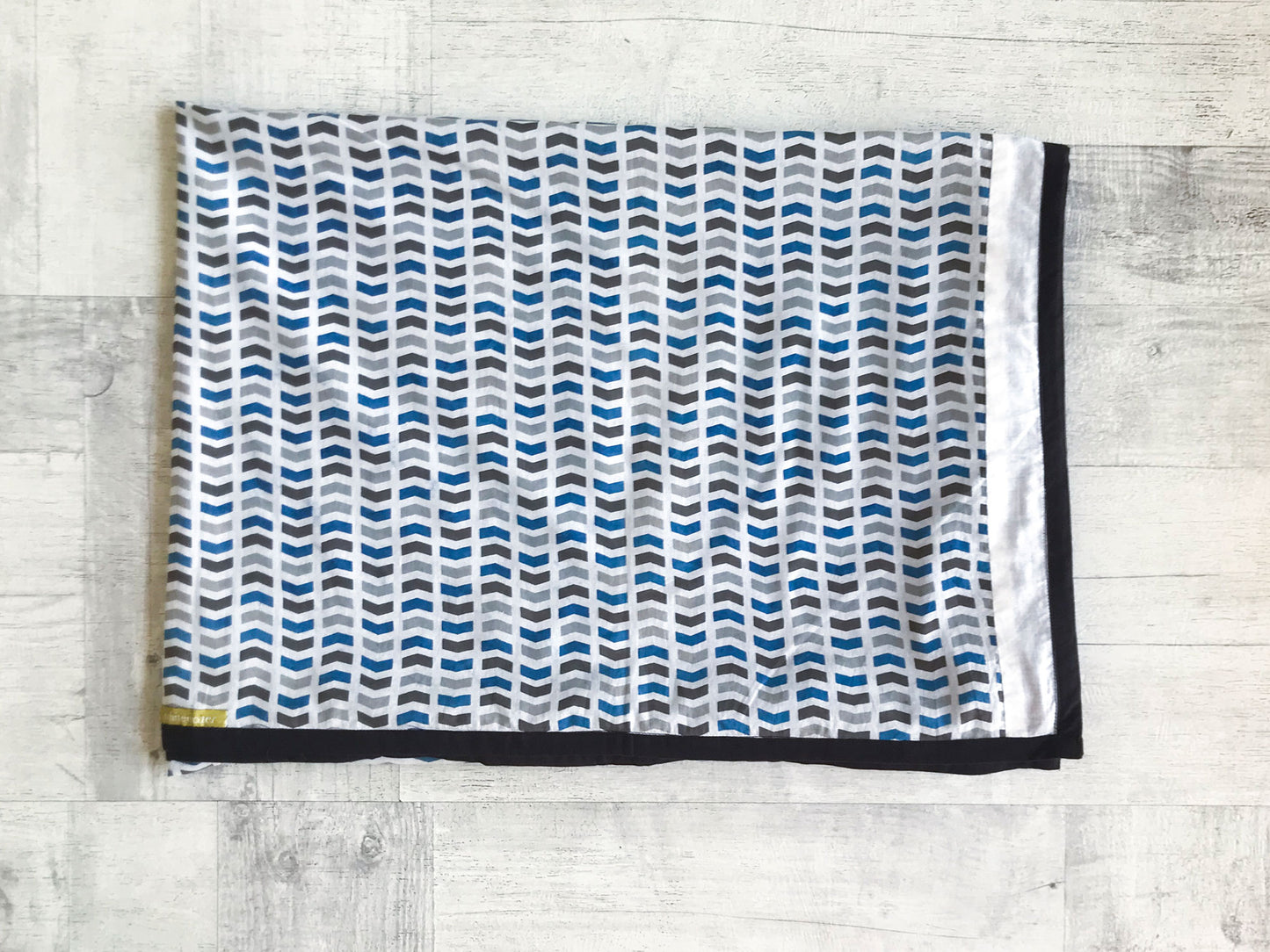 Waves print Baby Blanket - Whitewater