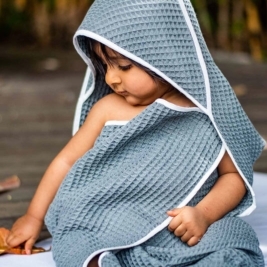Essential Bag - Organic Handwoven Grey Waffle Hooded Towel Set