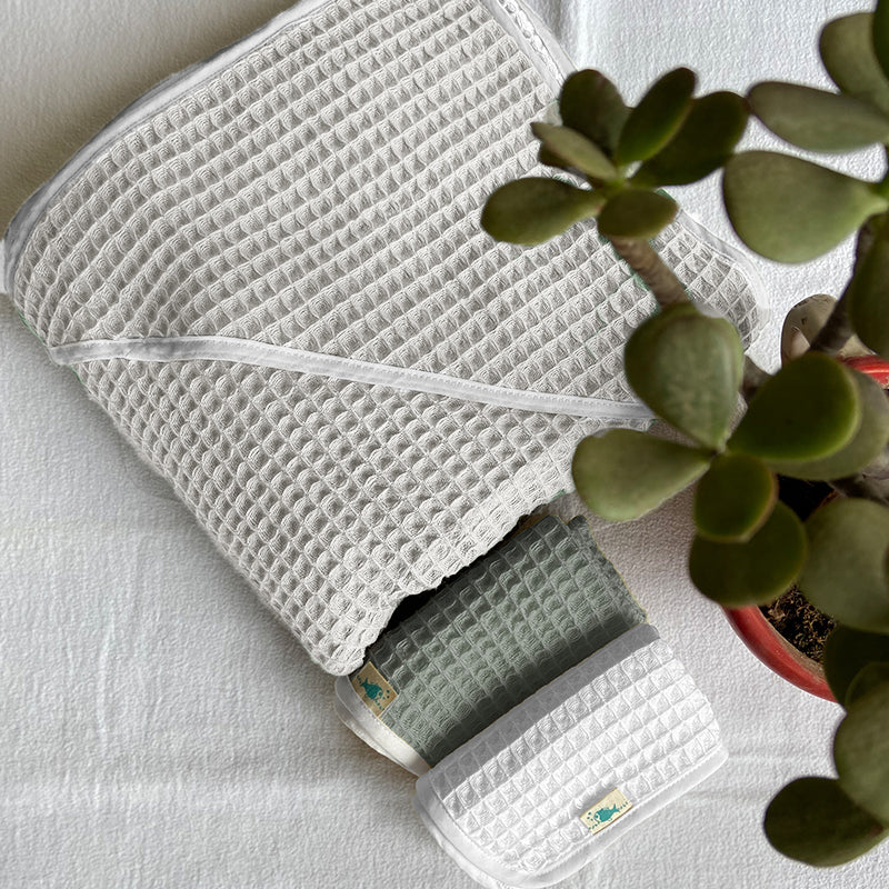 Essential Bag - Organic Handwoven Ivory Waffle Hooded Towel Set